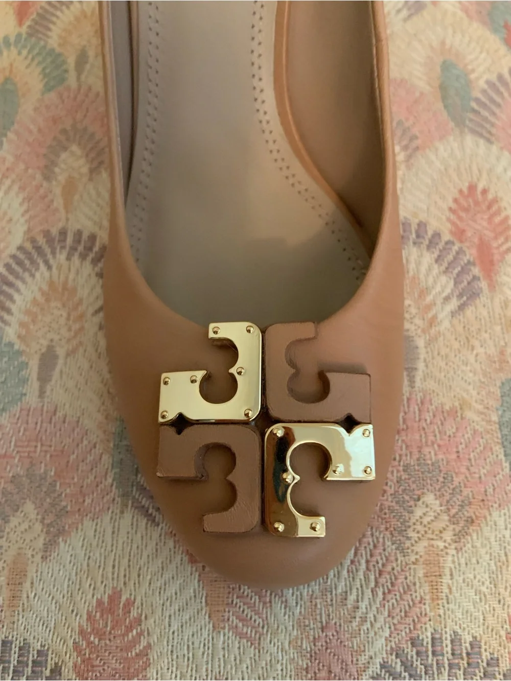 Tory Burch Lowell Natural Blush Leather Wedge Heels with Gold Logo Size 7.5